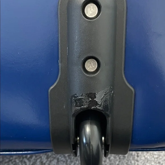 McKlein Edgebrook Navy Leather Rolling Briefcase Laptop Bag Lock Key - Picture 16 of 16